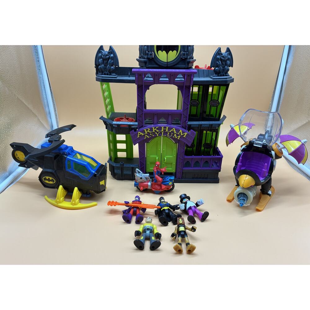 Imaginext Arkham Asylum Batcopter Penguin Copter DC Comics 6 Figures Spider Man